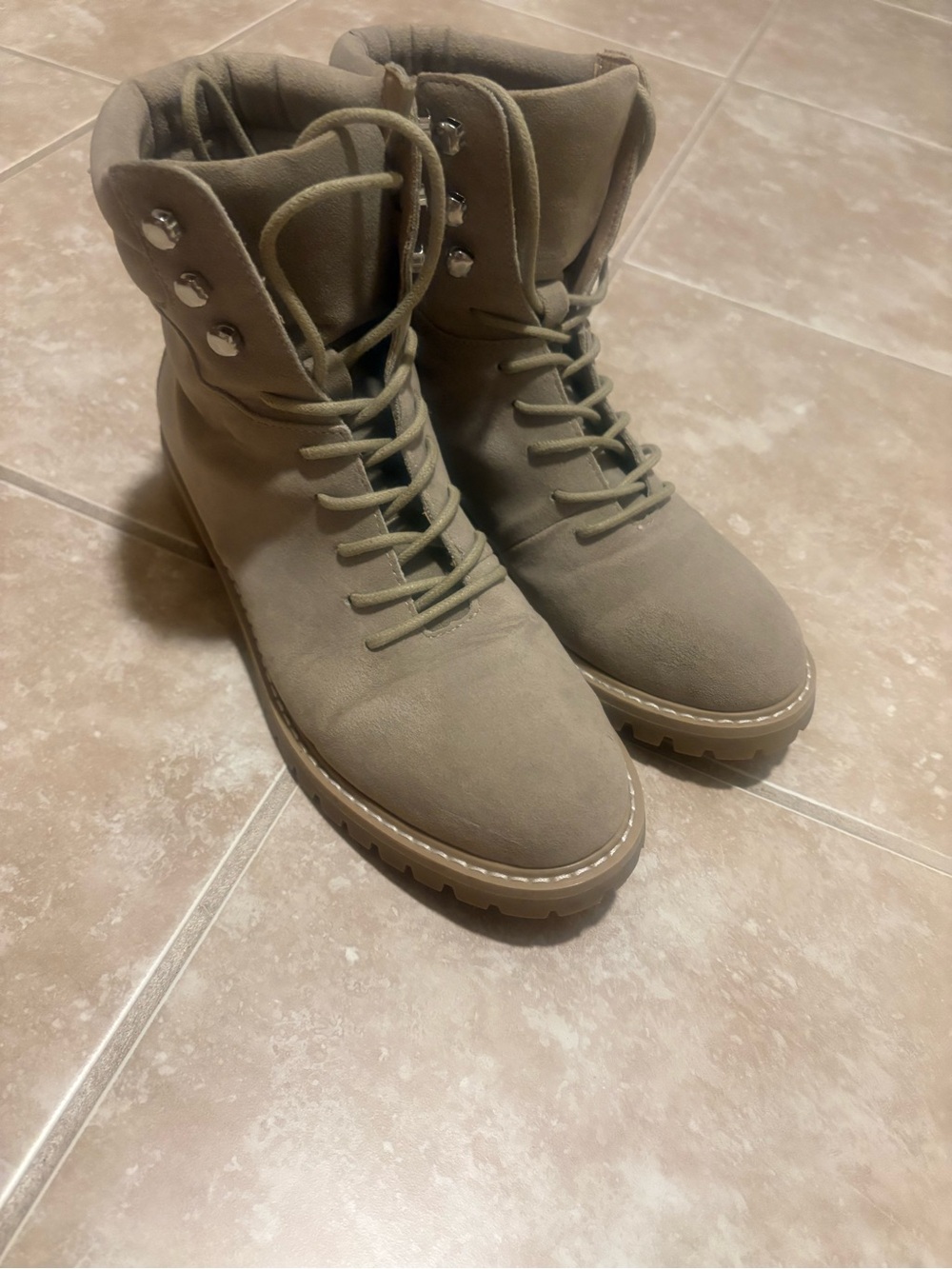 Women’s Lace-Up Combat Boots in Taupe